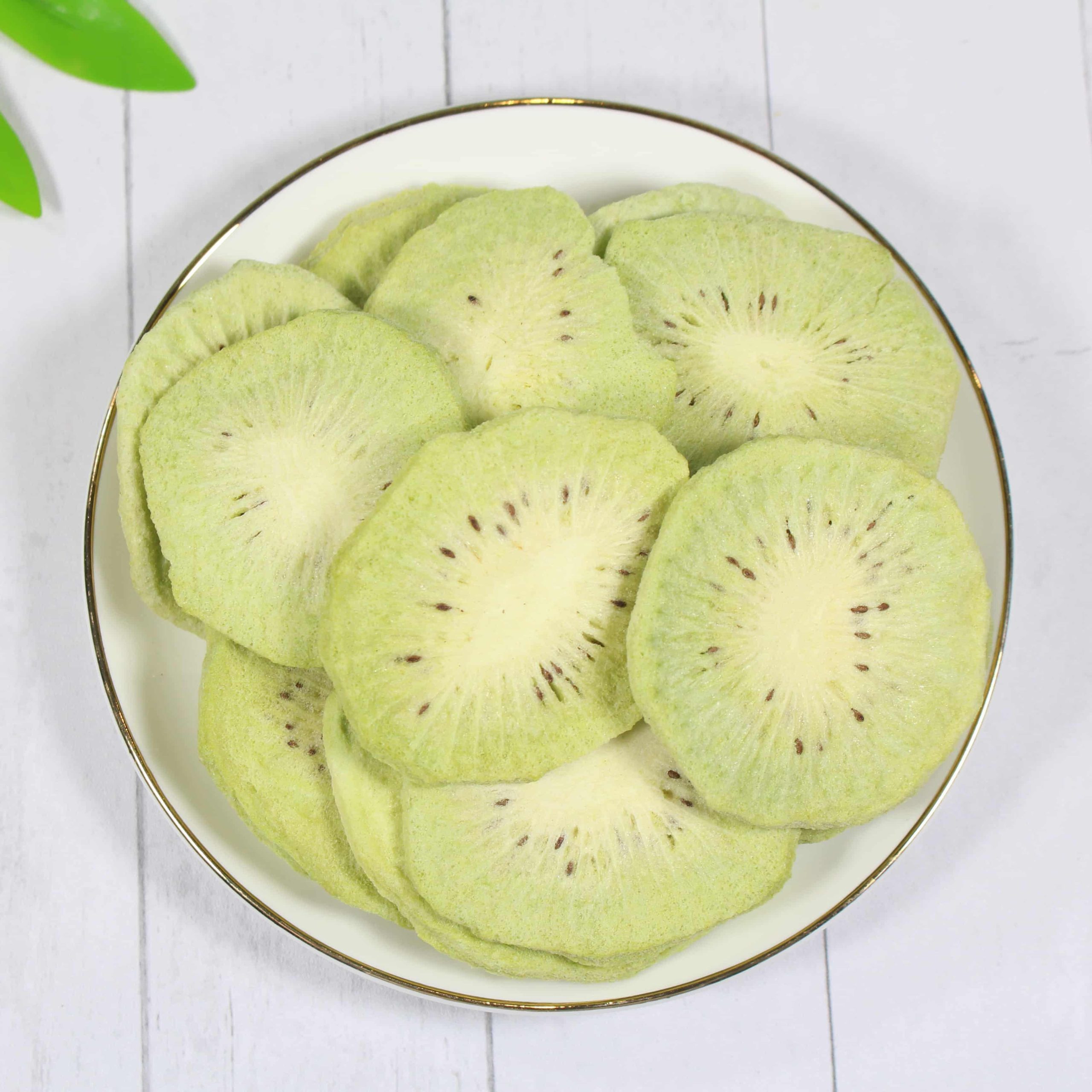 Authentic Cheap Wholesale Freeze Dried Kiwifruit Slice cube powder Healthy Fruit Snack Source Factory